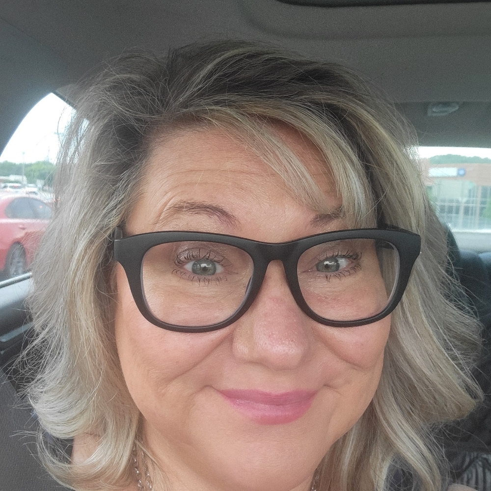Meet your Posher, Shelley
